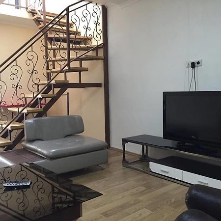 Hirmas Apartment Tbilisi Exterior photo